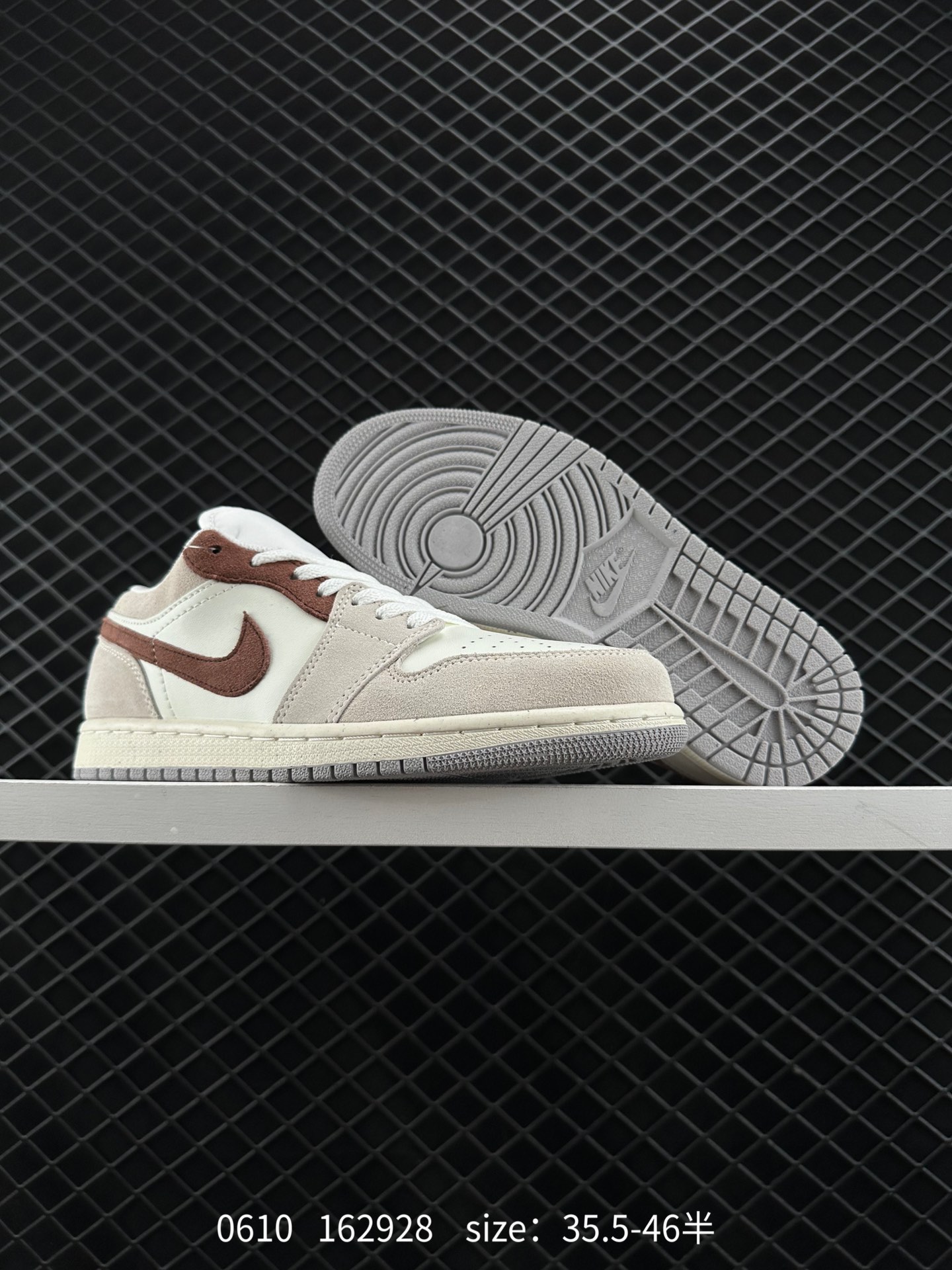 Air Jordan 1 Low AJ1